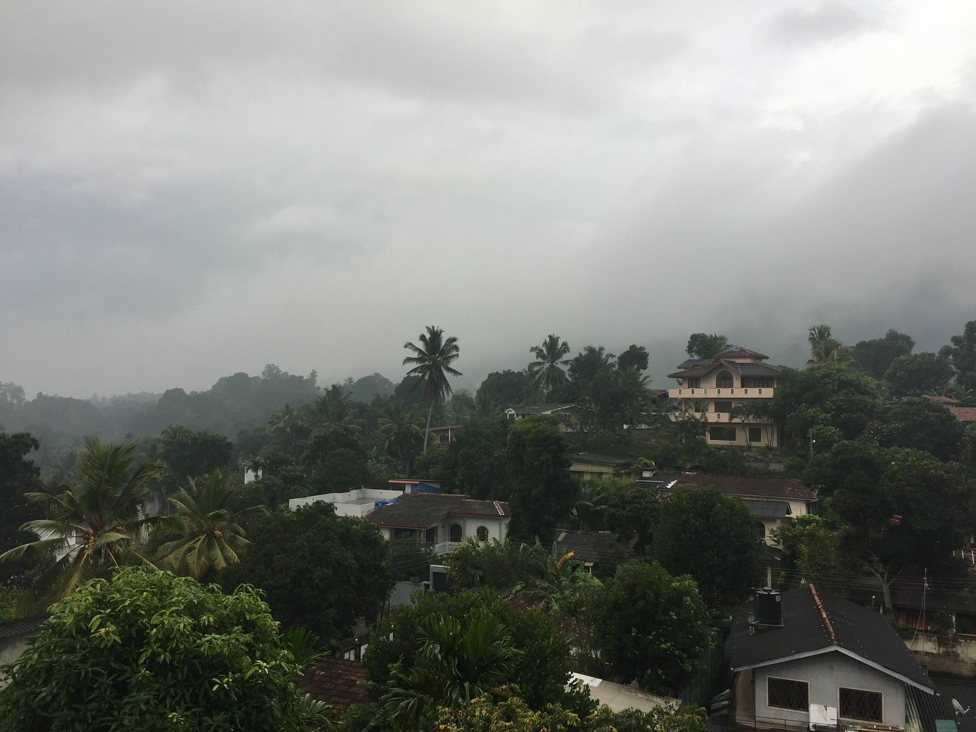 Resident View Homestay Kandy Exterior foto